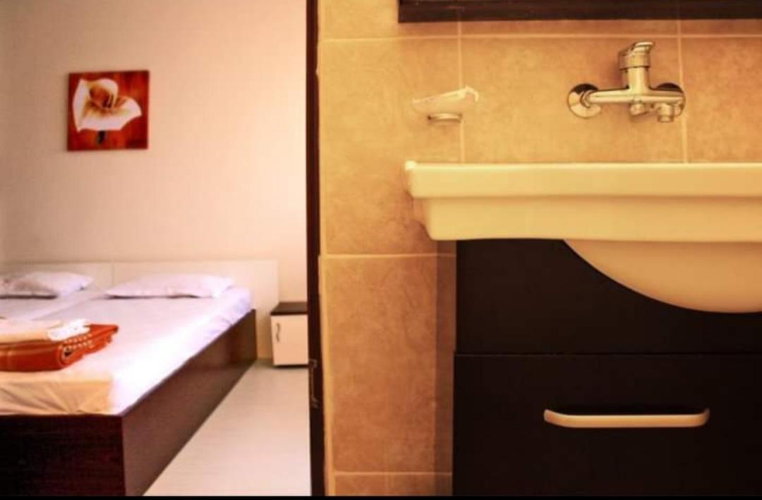 Hotel Zoia Černomorec Exteriér fotografie